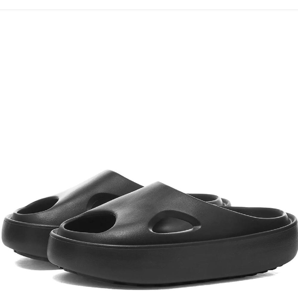 AXEL ARIGATO MAGMA SLIDE